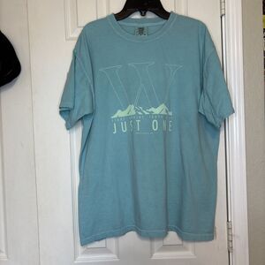 Comfort Colors Large Just One Winterfest Graphic Tee Blue Short Sleeve Cotton